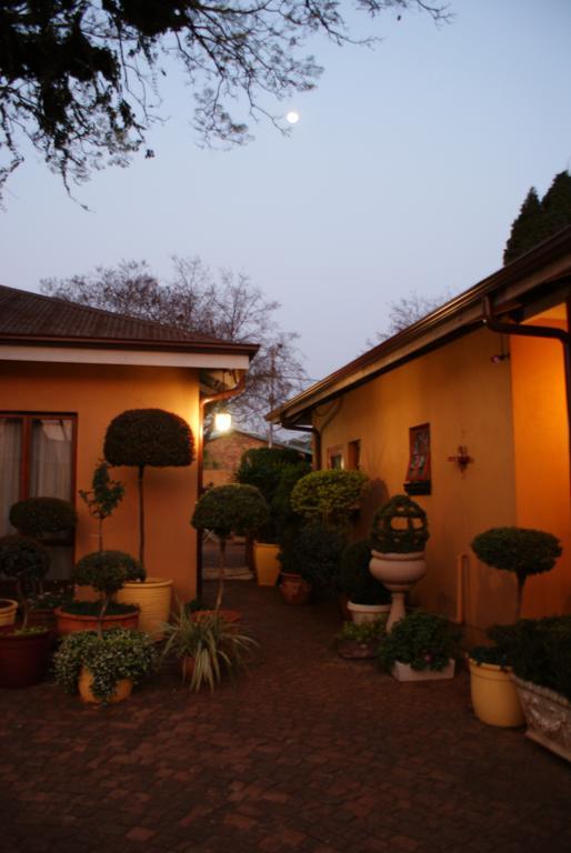 Hampton House Guest House Centurion Buitenkant foto